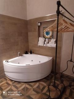 Al Console Depandance con jacuzzi per coppia - 5