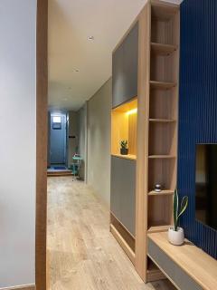 Modern 2-Bedroom City Apartment in D1 Central by ESG - Ho Chi Minh - 2