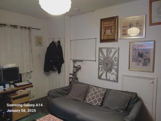 42 Churchbury vRd, Room 2 - Eltham - 9
