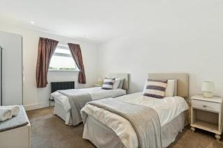 House on the Hill - Bearsden - 6