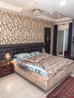 Family Comfort Suites - 7