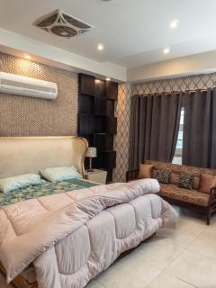 Family Comfort Suites - Rawalpindi - 5