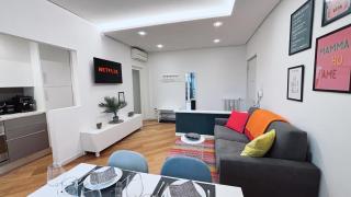 BEST STADIUM STAY- central, quiet, easy parking - 4