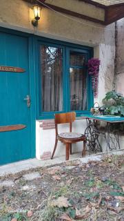 Apartment With Garden - 9