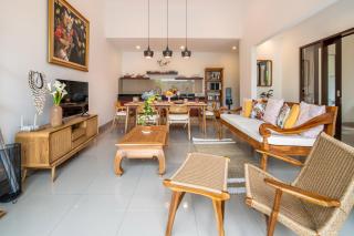 Arts Biyu Villa Two-Bedroom with Private Pool Kuta - Seminyak - 8