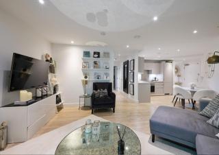 Luxury Boutique Designer Apartment- Tube Access- Zone 1 - Londra - 0
