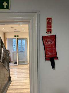 The Peacock House 7 mins from Luton airport - 5