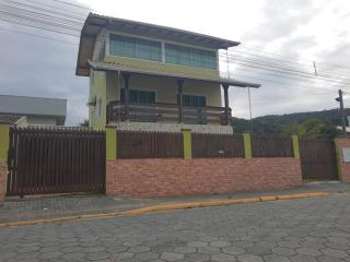 Casa até 16 pessoas - 150m Praia de Zimbros em Bombinhas - Bombinhas - 2