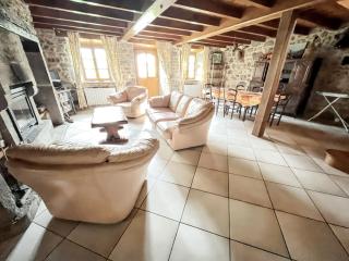 Maison cosy à Lanobre + Jardin - Lanobre - 4
