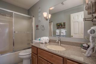 2BR Village At Indian Point 711 near SDC-Free Tickets Daily up to $500 Value - Branson - 1