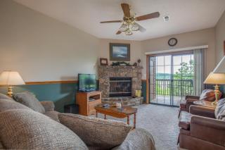 2BR Village At Indian Point 1007 near SDC-Free Tickets Daily up to $500 - Branson - 6