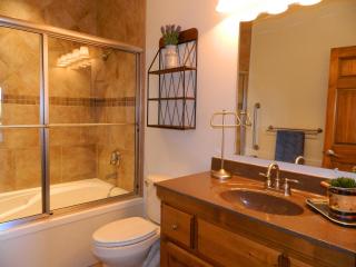 2BR Village At Indian Point 1507 near SDC - Free Tickets Daily up to $500 - 2