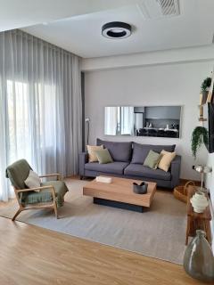 Ofi the Fourth - 2-BR, Exarcheia - 0