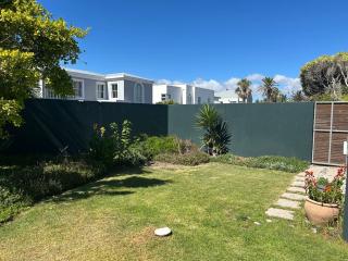 Sunset Studio Garden View - 2