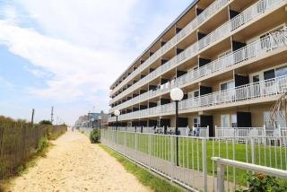 Dunes Suites Oceanfront - Ocean City - 9