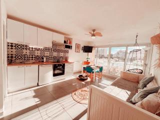 Magnifique T2 au calme avec une superbe vue sur le port - 6