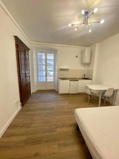 Charmant studio en centre-ville - 0