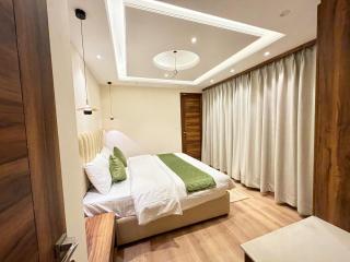 Conifer Heights - 3