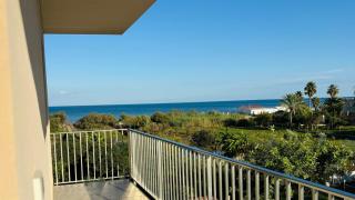 Villa sapore di mare con con spazio privato in spiaggia - Reitani - 0
