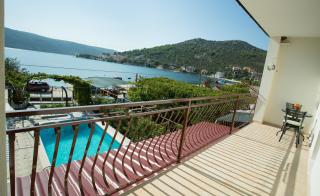 Beachfront Holiday Home MaMi - 4