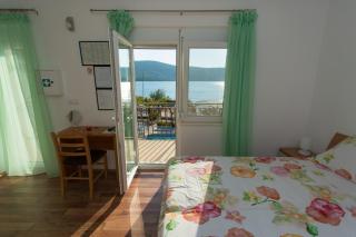 Beachfront Holiday Home MaMi - Poljica - 2