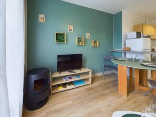 À 110 m de la plage, appartement moderne pour 4 - 5