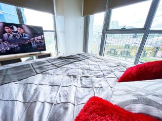 Stunning 2BR across Okada Manila with Sunset View - Manila - 0