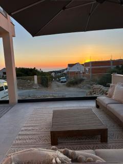 Malin Apartments - 1