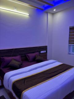 Azay Luxurious Apartment - Kalpetta - 5