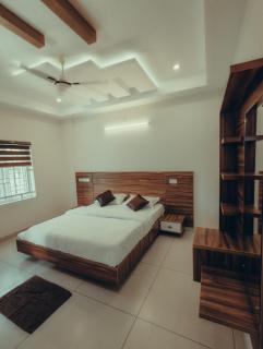 Azay Luxurious Apartment - Kalpetta - 4