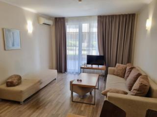 Apartment with a large terrace and direct access to the sea - Obzor - 2