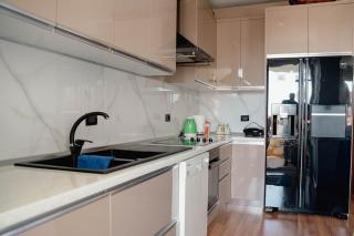 Whole Floor Apartment In Upscale Neighborhood - Tirana - 1