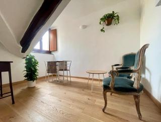 Romantic attic with an amazing view - Turim - 4