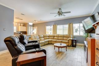 Lakefront Home in Energy Corridor Area Near 99! - 6