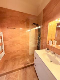 AVA House - Oradea - 2