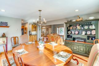 Less Than 1 Mi to Hunter Mtn Spacious Home with Hot Tub! - Lanesville - 5