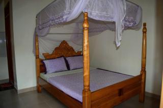 ADM Guest Houses - Rubirizi - 4