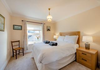 Geoffs Place - Hingham - 7