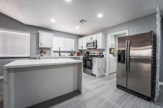 Serene Stays for You & Family Perfect StarVacatio - Las Vegas - 5