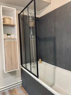 Charmant studio rénové au Coeur des Sables d'Olonne - 3
