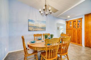 Lanai and Golf Course Views Home in Cape Coral - Cape Coral - 3