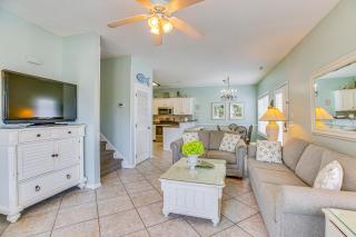 Walk to Cherry Grove Beach Water-View Haven! - Myrtle Beach - 0