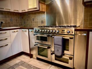 Sleeps10-Parking-Garden-HotTub-PetFriendly - Blackpool - 6