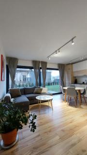 Apartament Zakatek 2 z ogrodkiem i miejscem w garazu podziemnym - Bielsko-Biała - 1