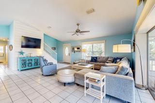 Heavenly Holly - Anna Maria - 7