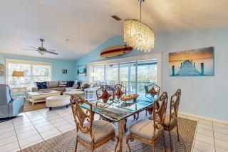 Heavenly Holly - Anna Maria - 5