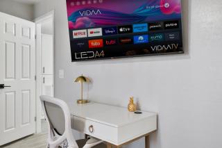 Cozy Modern 2B2B with Free Parking - Scottsdale - 4