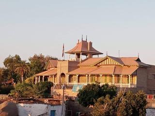 Nile palace - - 7