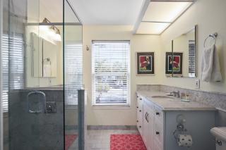 Charming Bungalow with Pool Steps to Beach - Sanibel - 1