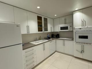 Ocean front 1 bedroom in Tropical Paradise - Hollywood - 1